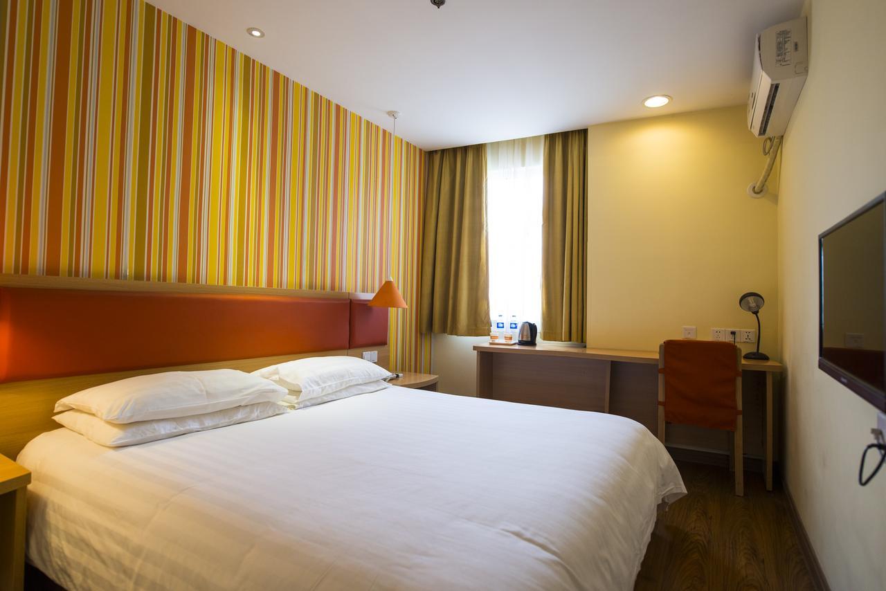 Home Inn Shanghai Daning International Guangzhong Road Circus City Exterior photo